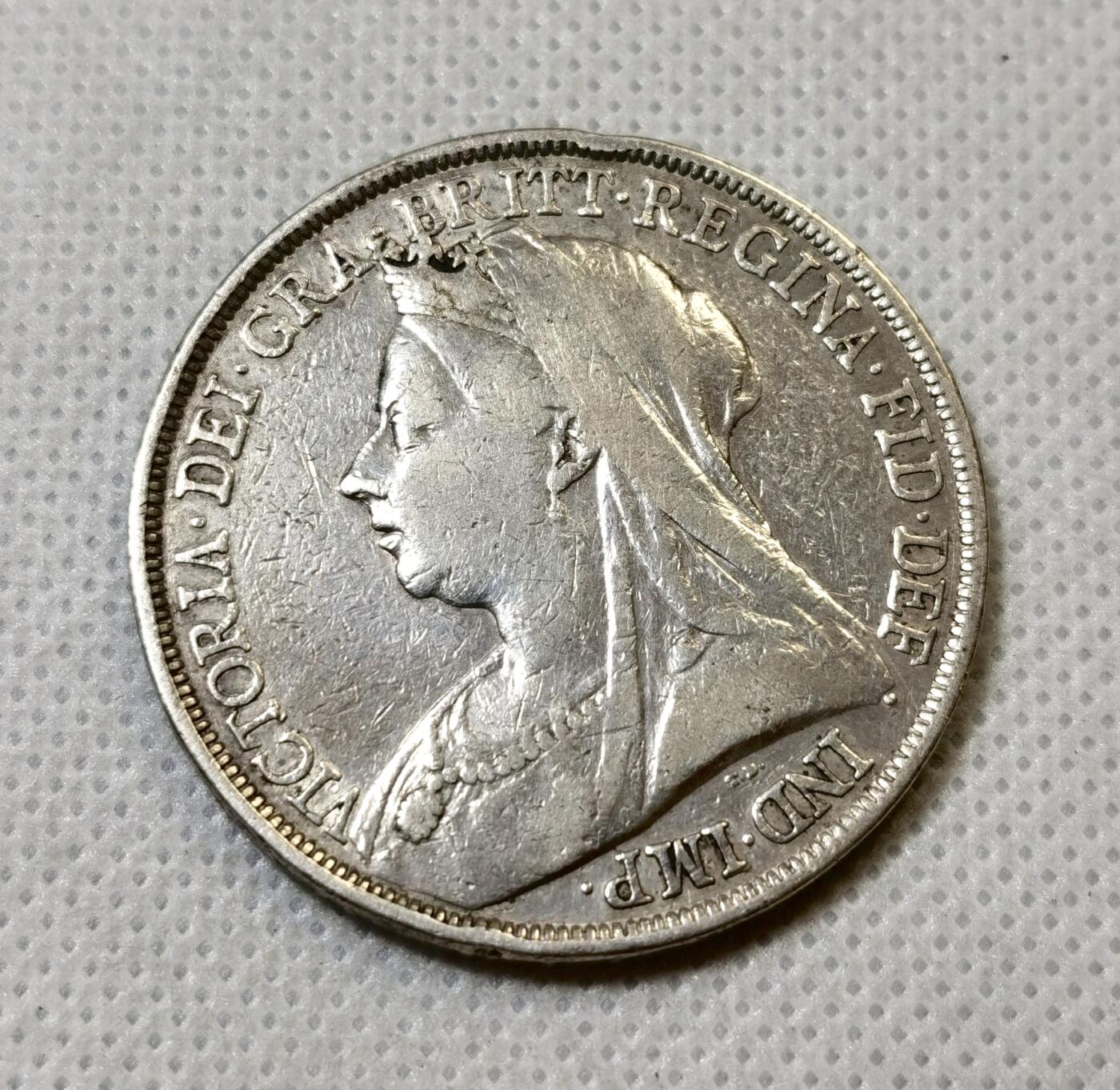 甄臻铺-世界币章拍卖（第42期）送拍享返佣金等优惠多多 好品 英国1893年披纱1克朗马剑银币 细节比通货强太多 细节见图