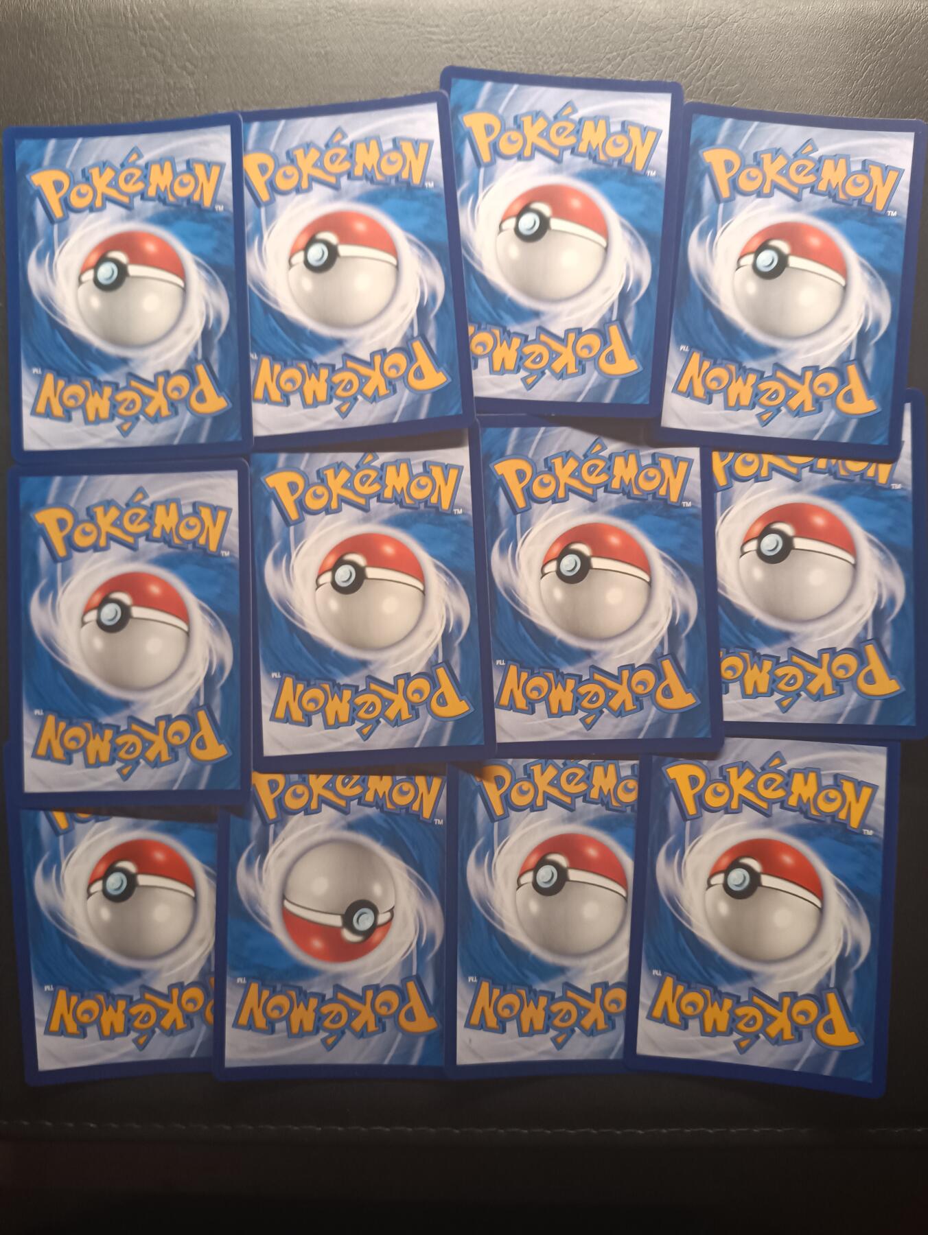 荟藏Assembly特殊场甲号——卡牌处理 宝可梦简中C/U闪批量12张批量1 工艺问题正常弯曲