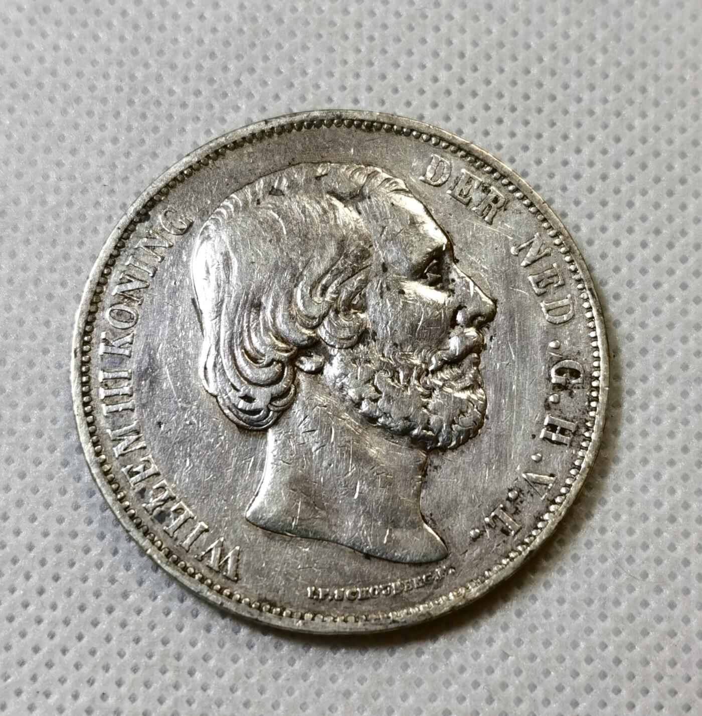 甄臻铺-世界币章拍卖（第42期）送拍享返佣金等优惠多多 荷兰1872年2.5盾银币 25克 945银 细节见图