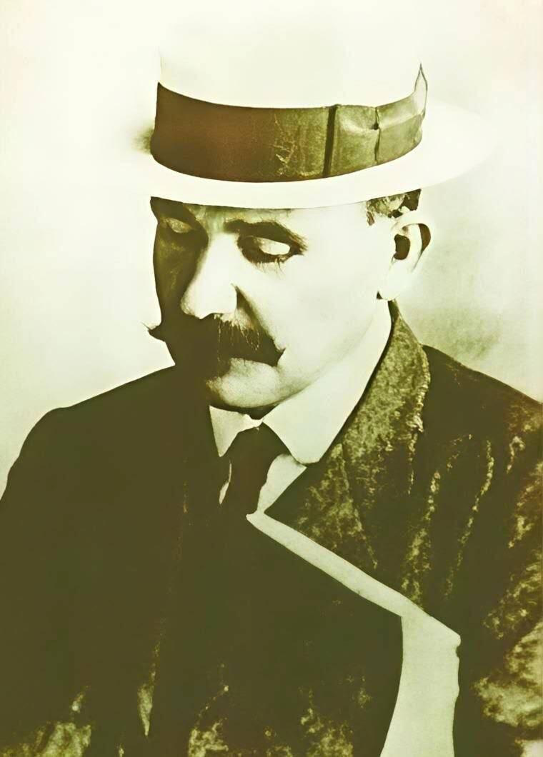 【俄甄集藏】2025年(045)12-03 星期三 晚 19:30 全场包邮 马耳他1972年历史人物系列-哲学家、记者、作家、诗人和社会主义革命家曼努埃尔·戴米奇1镑纪念银币，公博 MS65，类精制底板，重：10克，含银量：98.7%，发行量：55000枚，经典品种