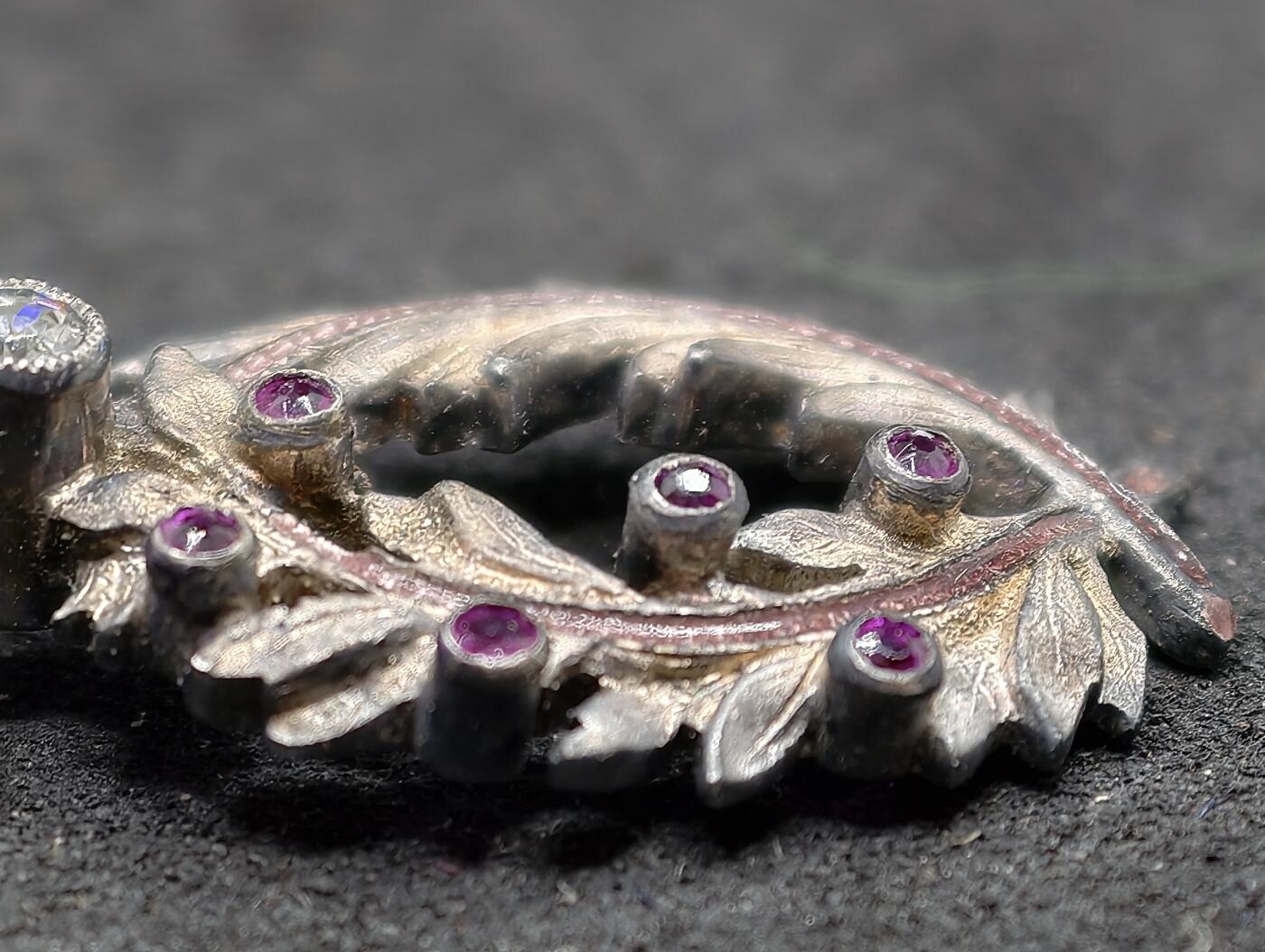 凯旋世界勋赏（第20期）（欢迎送拍）（对拍品有疑问请询问客服，不接受到手刀，出价默认拍品品相。请认真阅读拍卖规则！出价默认已认可！）（收到货请录制开箱视频，无视频概不处理问题。） 棕榈叶珠宝商勋章还钻石红宝石银制打标