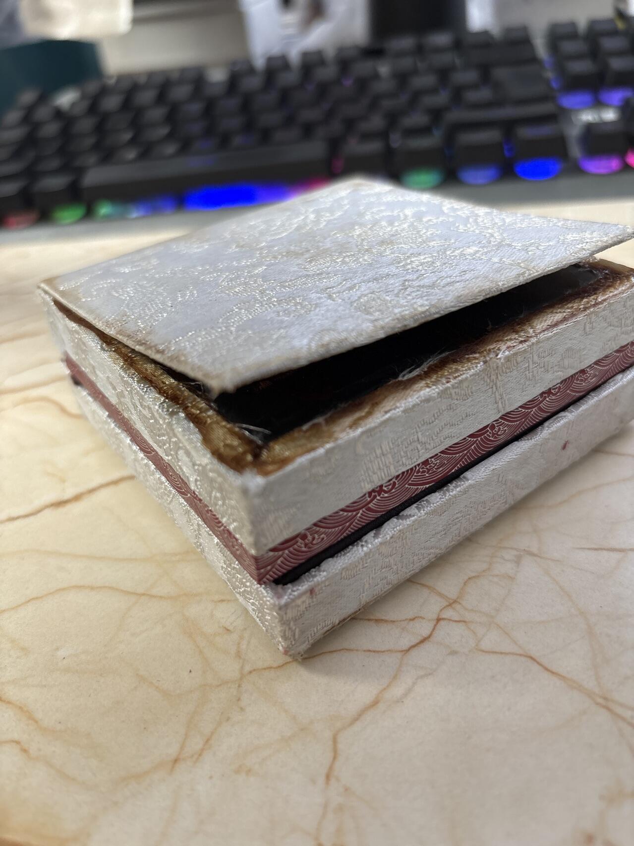 第184期拍卖 加拿大2016年中国生肖系列猴年猴子偷桃1盎司银币，9999银，31.39克，发行18888枚，有氧化