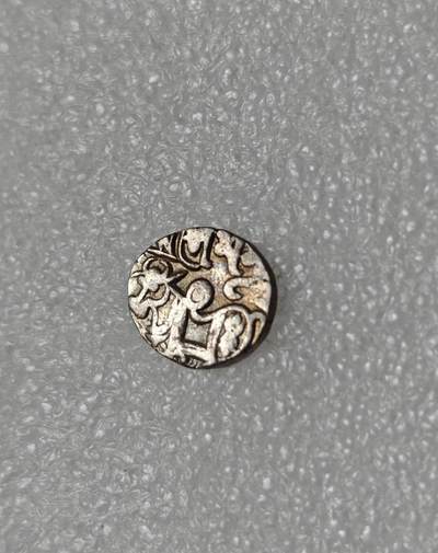 瓶子🏺第219期拍卖会 -  公元8世纪沙希王朝牛瘤骑士打制银币