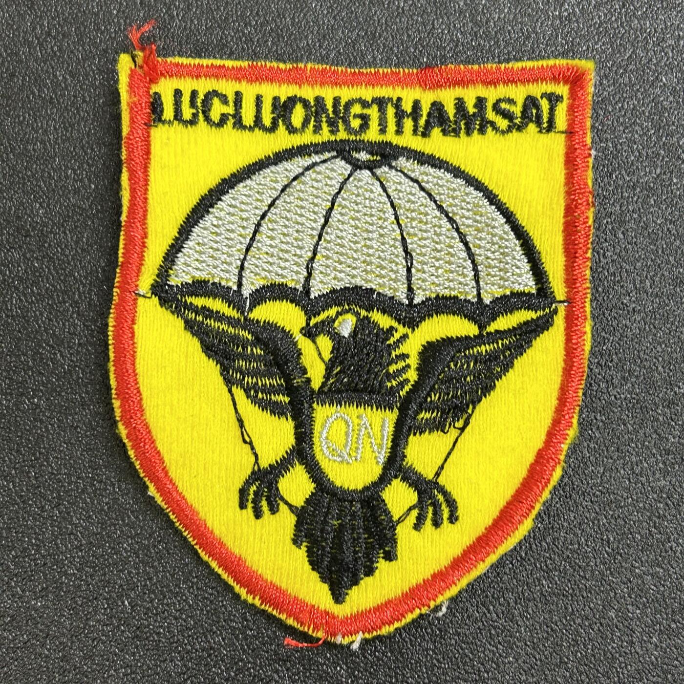 西秦中古拍卖第六十八期 越南共和国 南越广南/广义伞兵部队臂章 越南战争