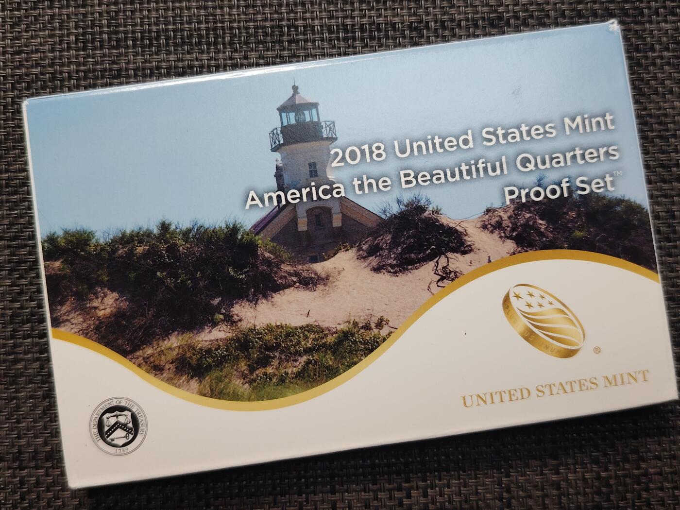 布加迪🐬～世界钱币(上海)🌾第 263 期 /  各国套币和散币 美国🇺🇸 2018年 25分 国家公园纪念精致套币～1