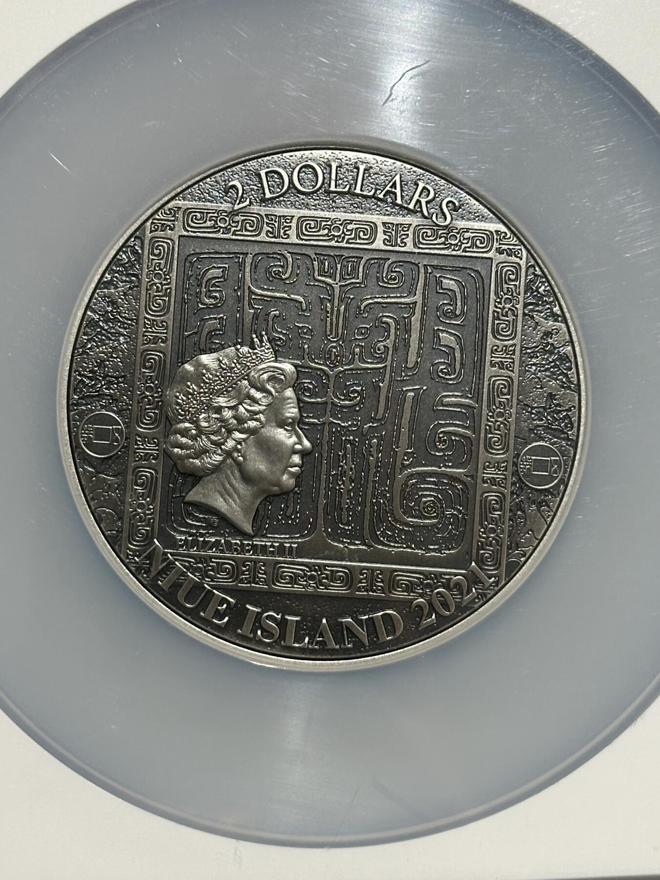 《外钞收藏家》第五百九十一期（畅拍场）（本平台长期征集拍品、欢迎藏友们联系合作） 2021年纽埃 三国五虎将赵子龙赵云 银铜双金属高浮雕纪念币 NGC评级70满分