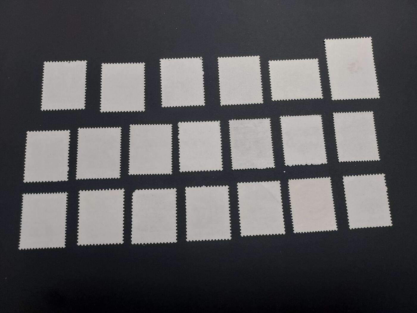 理想集藏 / 博彦收藏   12月10日 8点 邮票专场 全场包邮 普票新票1组，部分微黄，上品/近全品