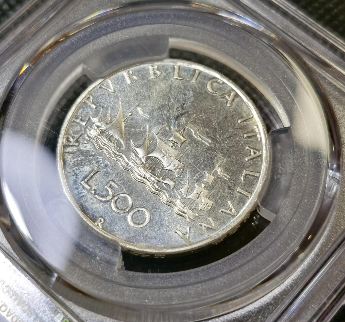 甄臻铺-世界币章拍卖（第42期）送拍享返佣金等优惠多多