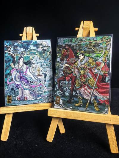 无佣金 不寄存 不收拍 链接少 我只是一个小小的卡牌收藏玩家   需要多宫大佬请私聊 部分卡牌设有底价（不想玩的那么累，即使有底价也会比市场价便宜的多，懂的自然懂） 拒绝小号抬价 大家放心拍 所有拍品部分套有卡膜 部分卡牌多宫 自制卡牌 不包厂瑕 放大镜 品控 勿拍 流拍商品会循环 感谢大家支持 留个关注 不定时上新 谢谢 - 奇点卡牌 原创 多吉 吕布貂蝉粗闪一对