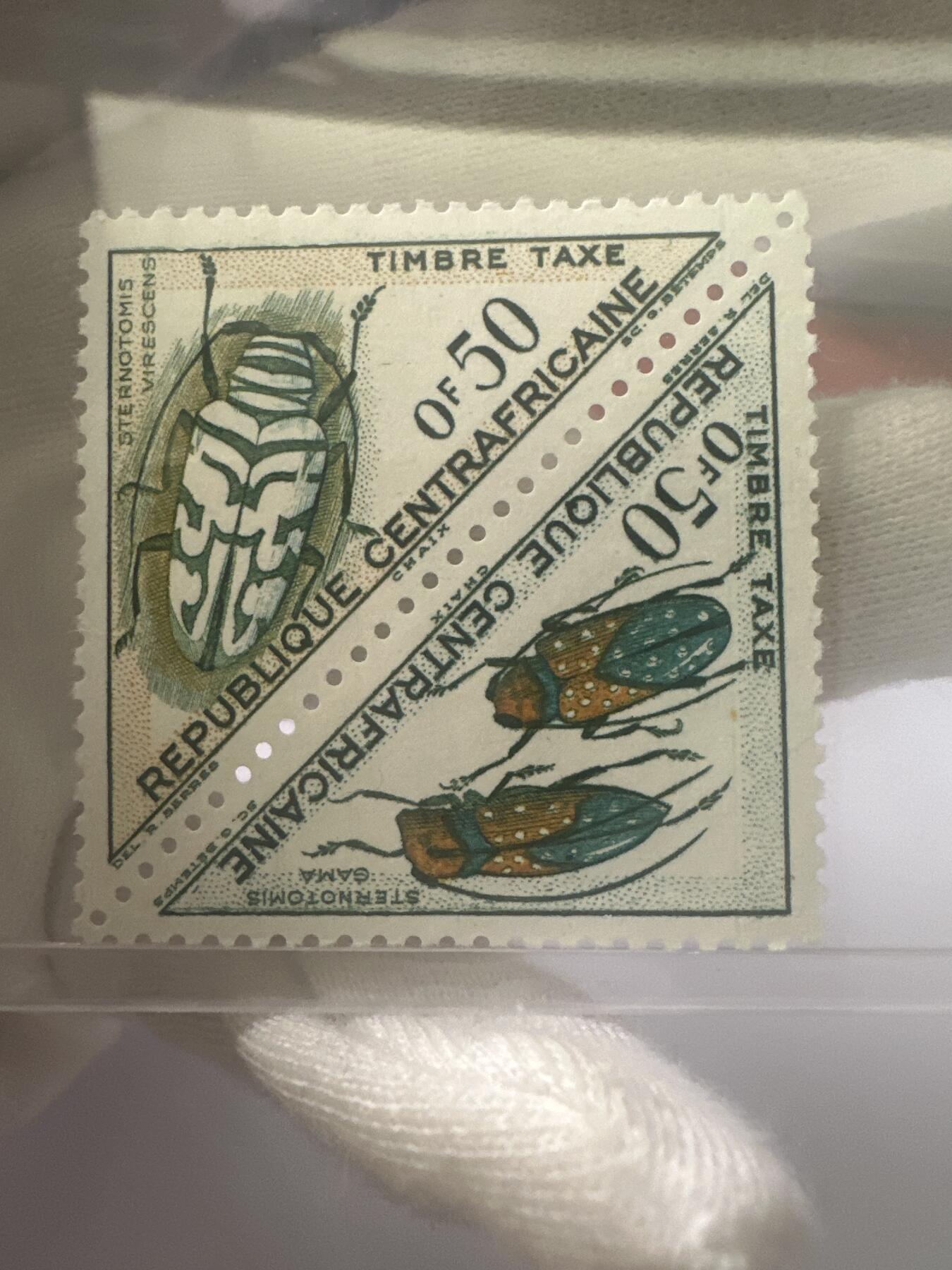 12.6邮票专场 匈牙利1952年昆虫系列雕刻版三角形异形邮票 2枚连