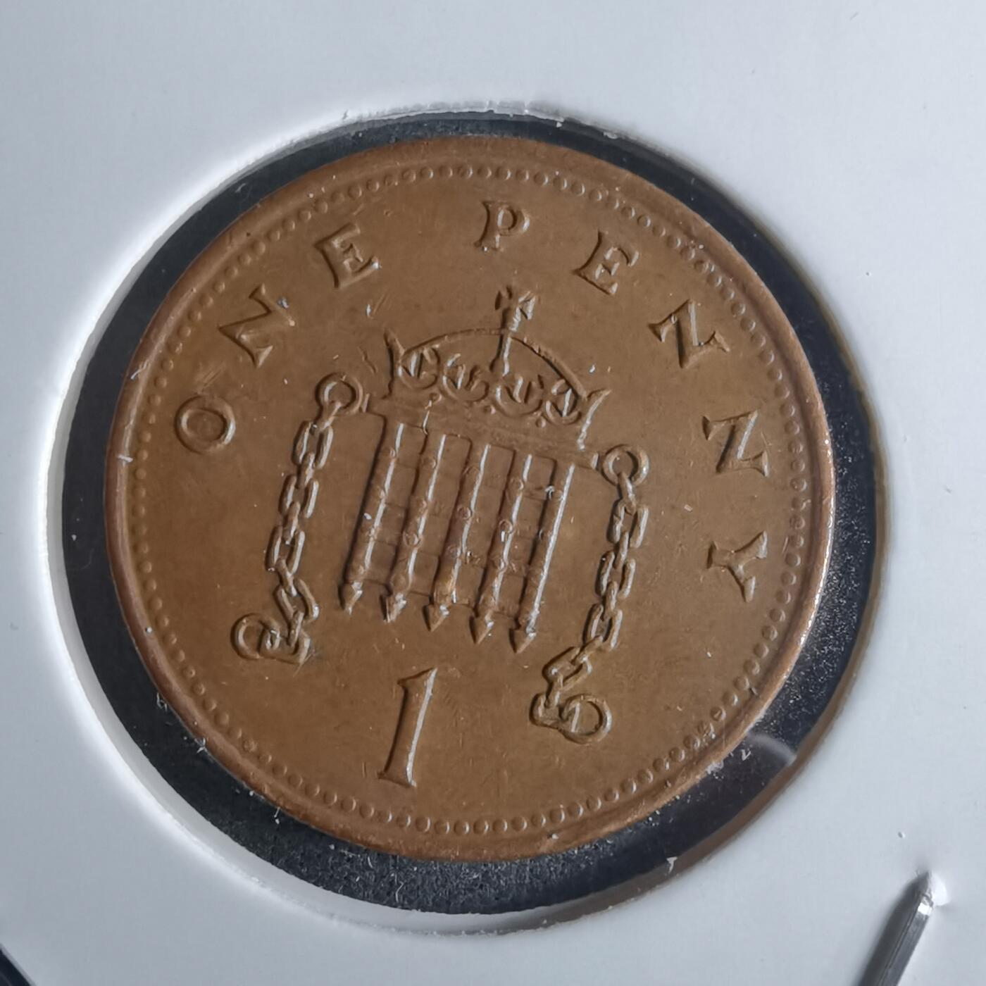 沼泽如烟--第922场 英国2001年1便士