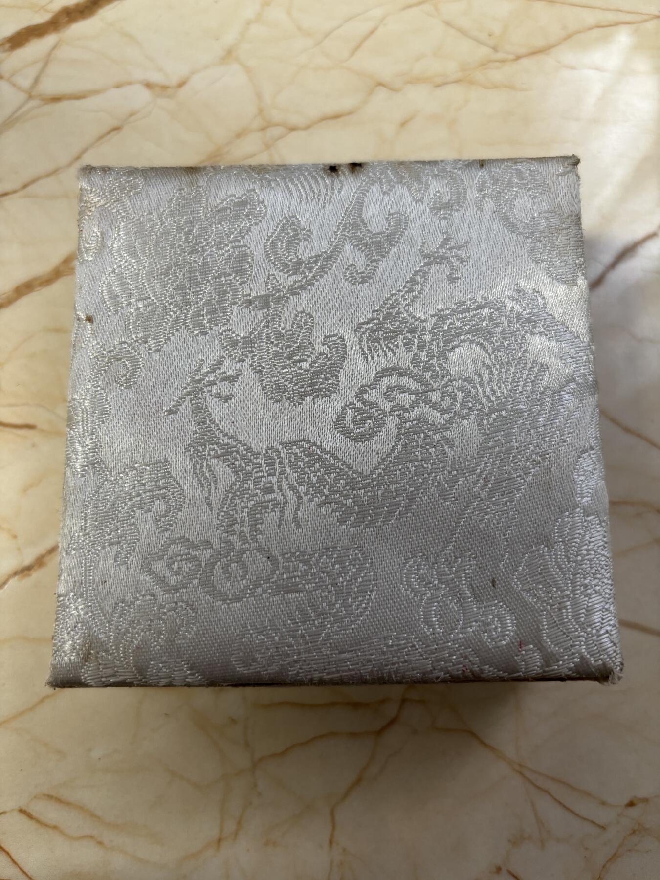 第184期拍卖 加拿大2016年中国生肖系列猴年猴子偷桃1盎司银币，9999银，31.39克，发行18888枚，有氧化