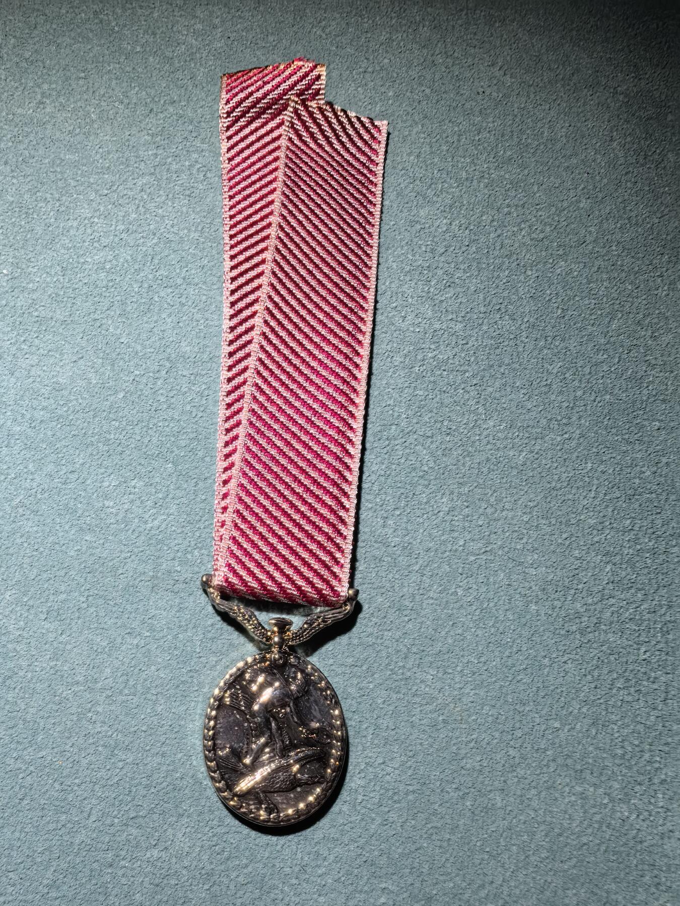 盛世勋华——号角文化勋章邮票专场拍卖第291期 英国空军奖章迷你章 乔治六世版本 少见