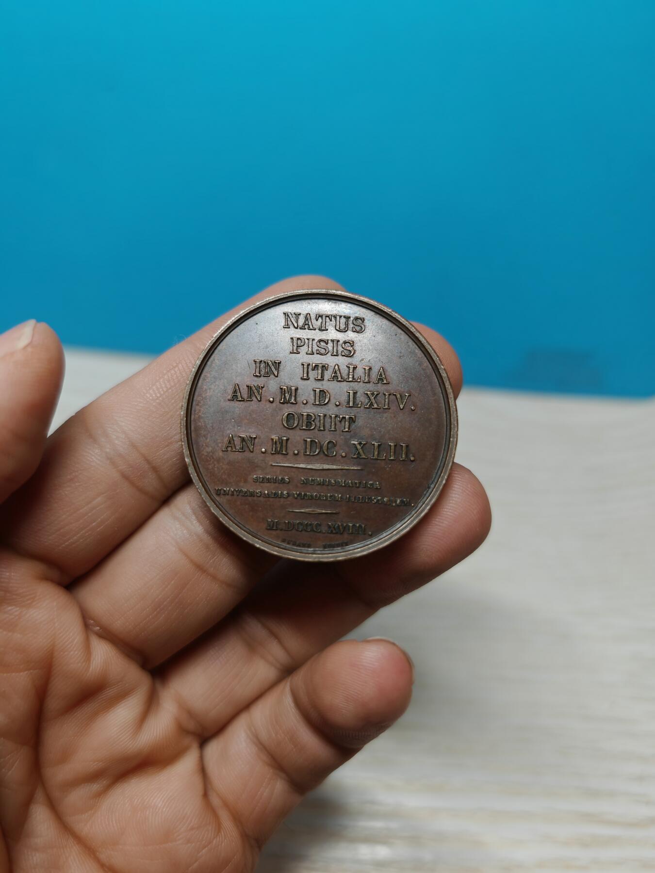 1818年法国发行现代科学之父伽利略·伽利莱纪念章 距今200多年，品相完整 值得收藏