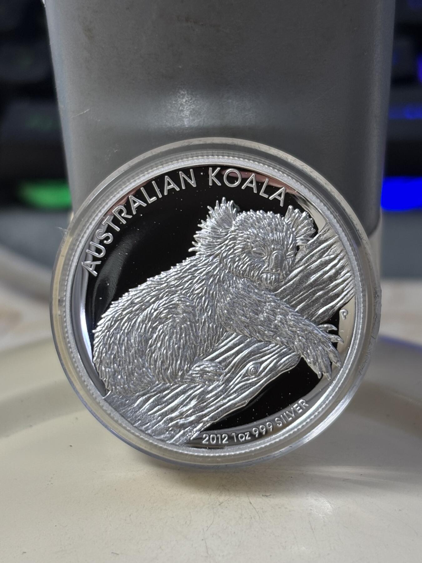 第184期拍卖 澳大利亚2012年考拉系列1盎司高浮雕加厚精制纪念银币，999银，