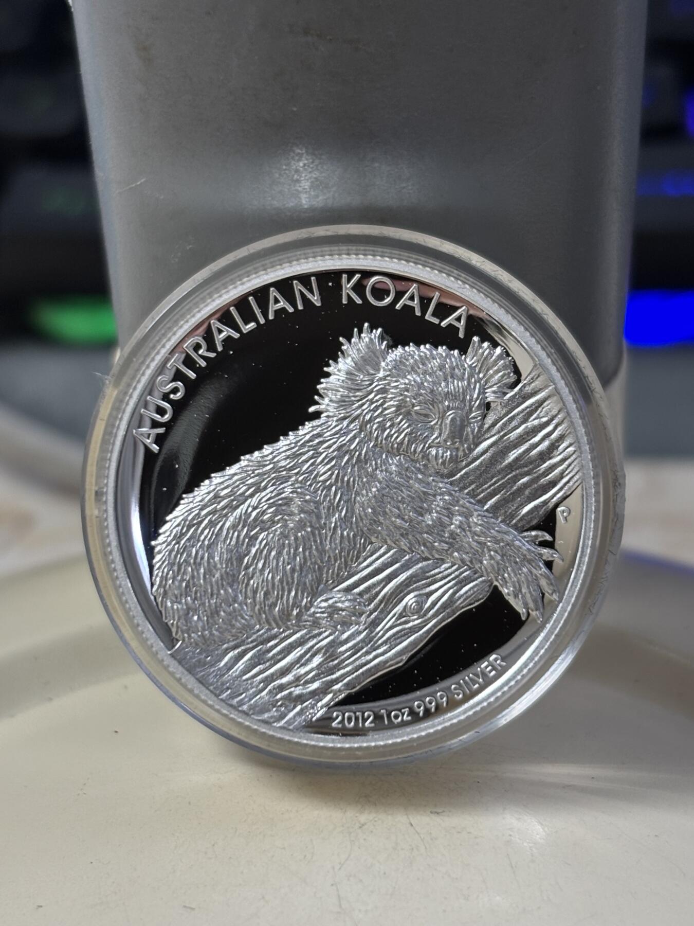第184期拍卖 澳大利亚2012年考拉系列1盎司高浮雕加厚精制纪念银币，999银，