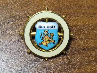 罗岚⭐新藏⭐特惠专拍第一场-分享拍场赚佣 - 德国吕根城荣誉市民徽章 中间城徽处为800银质 原主自改船舵背盖