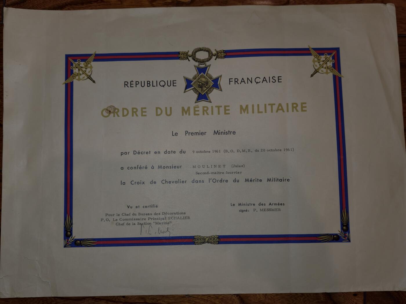 凯旋世界勋赏（第20期）（欢迎送拍）（对拍品有疑问请询问客服，不接受到手刀，出价默认拍品品相。请认真阅读拍卖规则！出价默认已认可！）（收到货请录制开箱视频，无视频概不处理问题。） 二等技师（准尉）Noüinet（姓名）  - 授予勋章：法国军事功绩勋章（Ordre du Mérite Militaire）骑士勋位