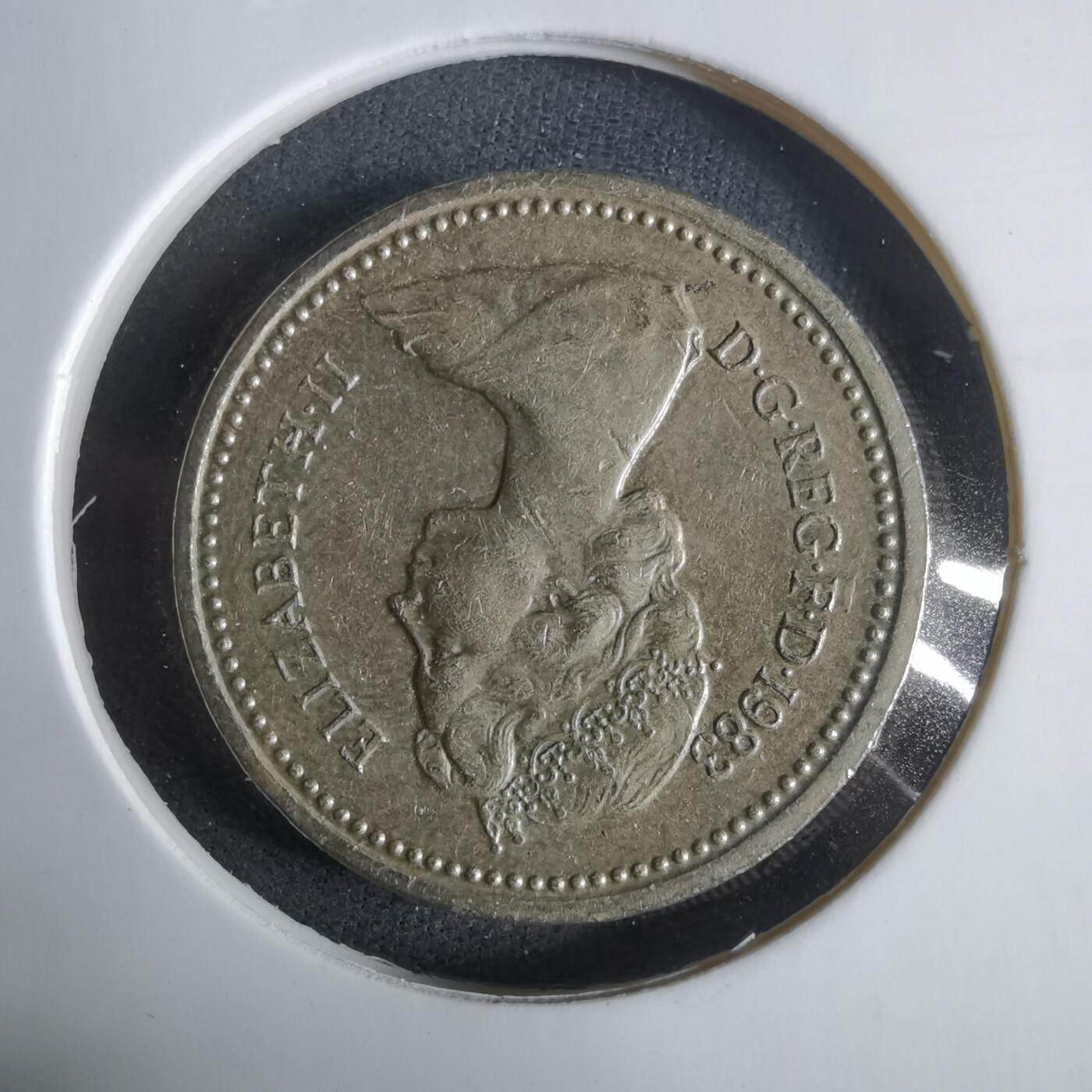 沼泽如烟--第921场 英国1983年一磅