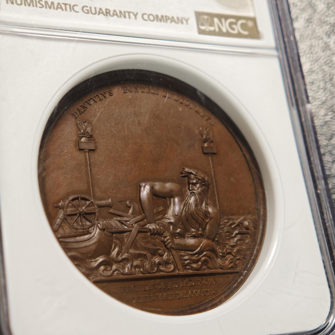 【德藏】世界币章拍卖第156期（拍品征集中~欢迎藏友联系） 1809年 法国阿斯佩恩-艾斯林战役高浮雕纪念铜章 NGC MS64BN 亚军分 仅1枚更高 细节丰富 图案立体感极强 包浆温润