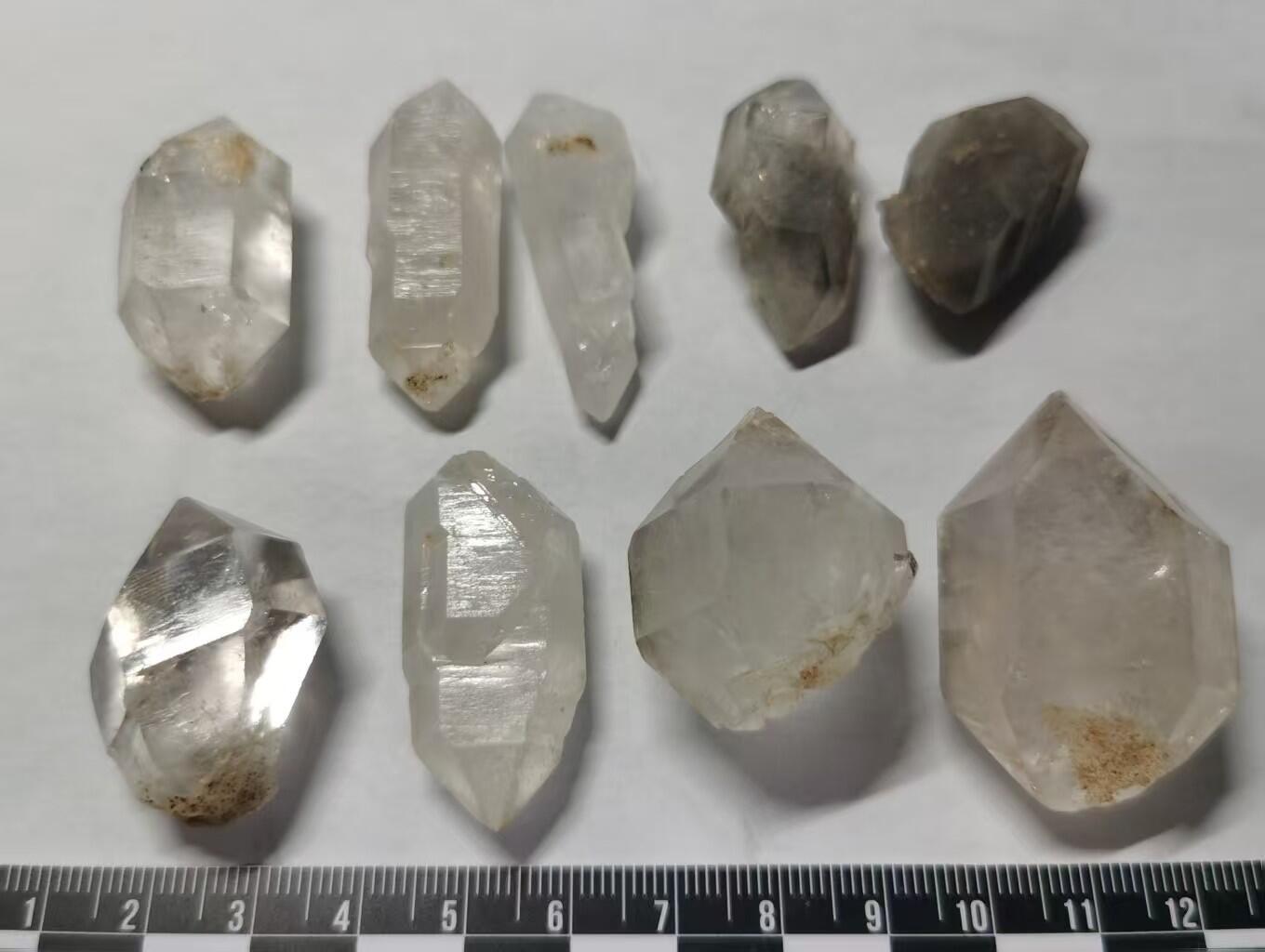 七河·世界钱币杂件水晶矿标小拍（总第30期） 藏家出品 X665 云贵闪灵水晶一组约 130 克 一共9 颗 本件拍品由合作藏家负责邮寄