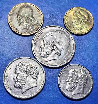 外国优质老铜币银币，周六九点倒数截拍，满百包邮，可寄存半年，喜欢朋友微信扫描二维码可直接参拍 - 希腊1976年-1982年历史名人不同面值一套