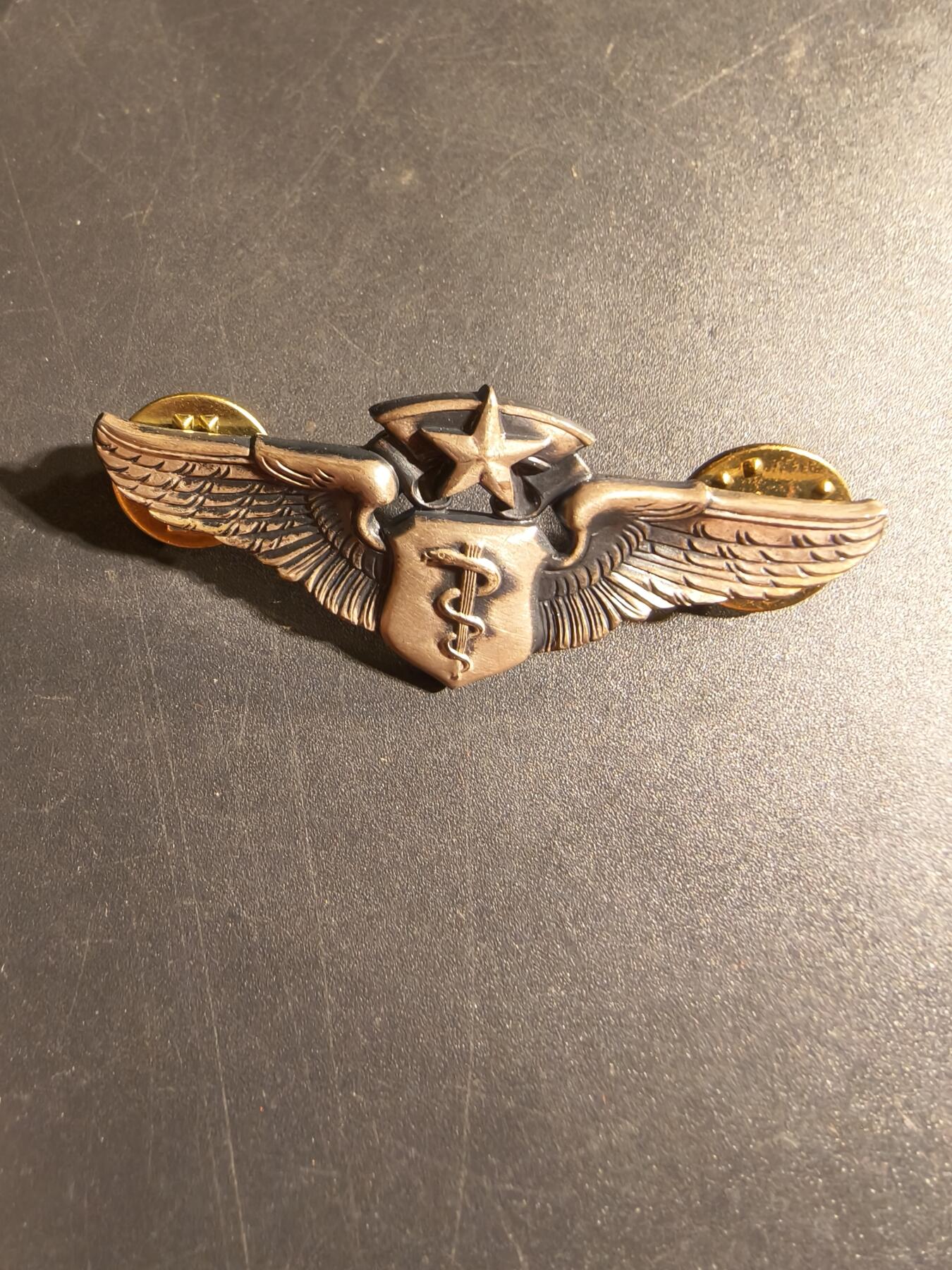 老王徽章第168期 美国空军军医高级技能章 925银 2英寸