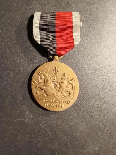 老王徽章第168期 - 美国海军占领军服役奖章