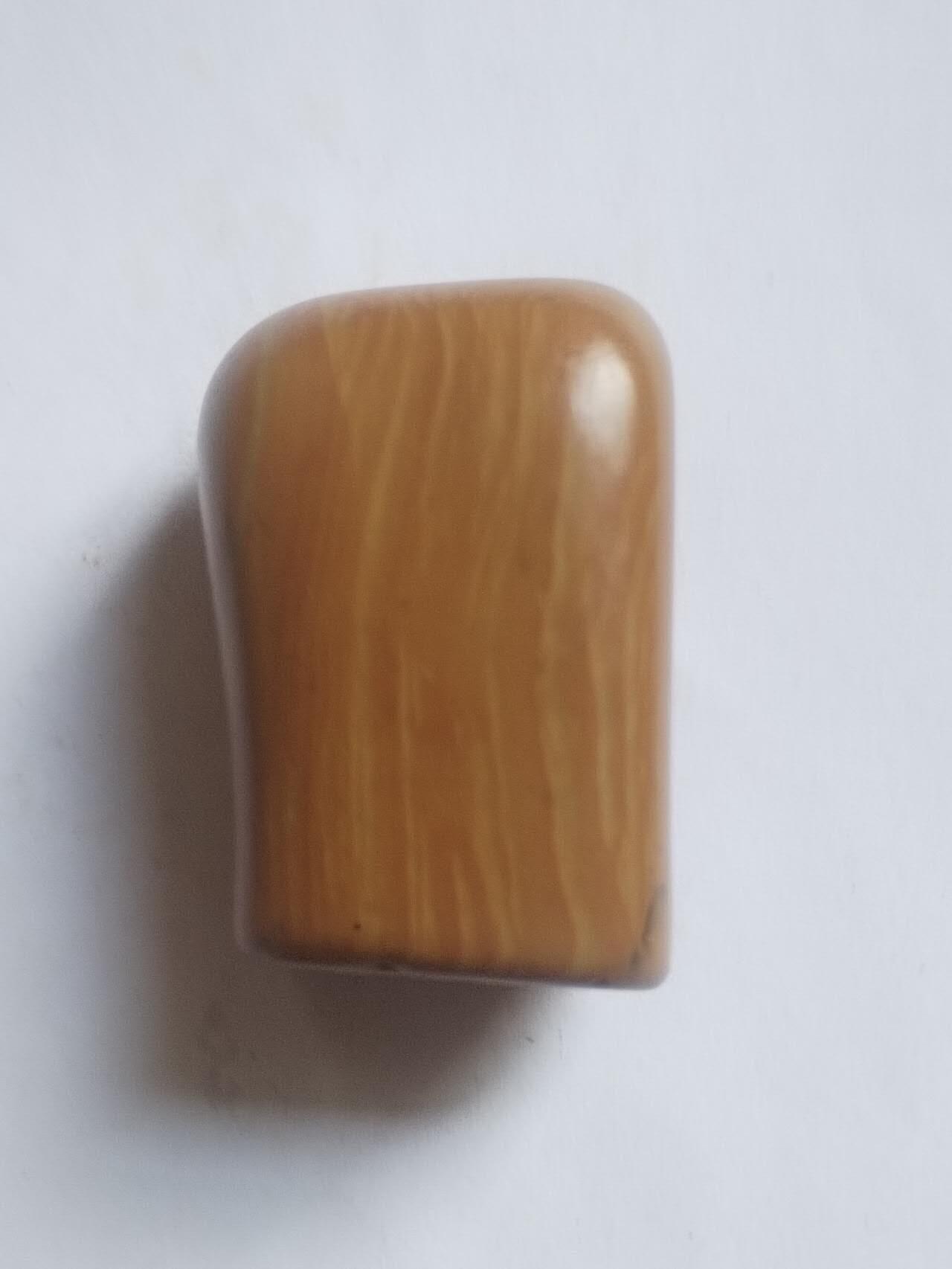 综合 黄腊石摆件。放下。