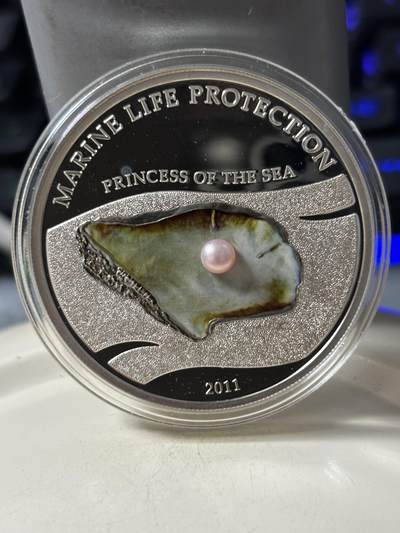 第184期拍卖 - 帕劳2011年珍珠系列镶嵌天然粉珍珠精制纪念彩银币，925银，25克银价321