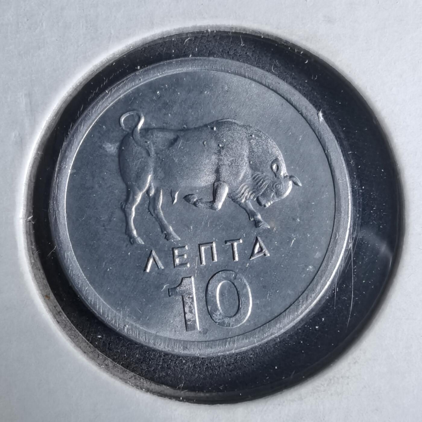 沼泽如烟--第921场 希腊1976年10雷普塔