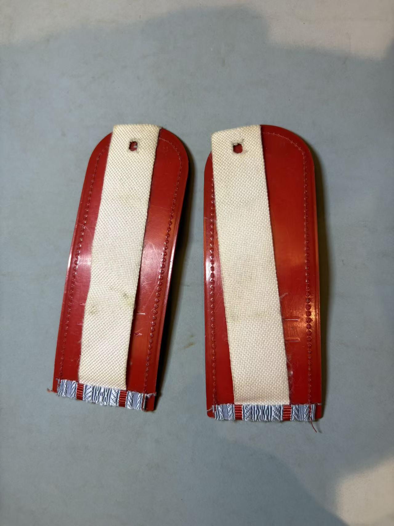 盛世勋华——号角文化勋章邮票专场拍卖第292期 苏联警察少校肩章 有个缺星