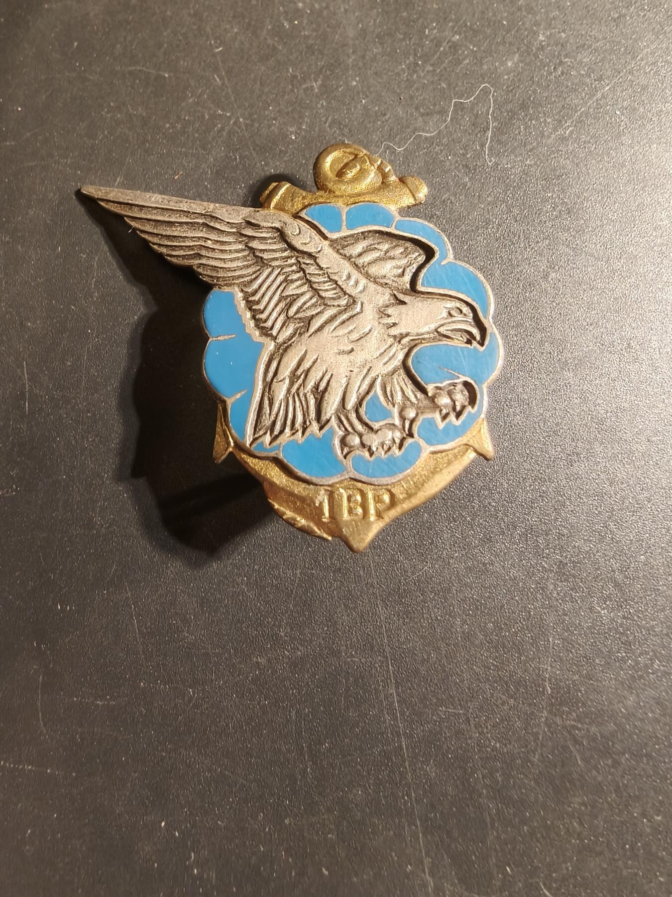 老王徽章第168期 法国第1波兰伞兵旅证章    该旅成立于1941年，在二战期间隶属于波兰流亡政府的武装力量。