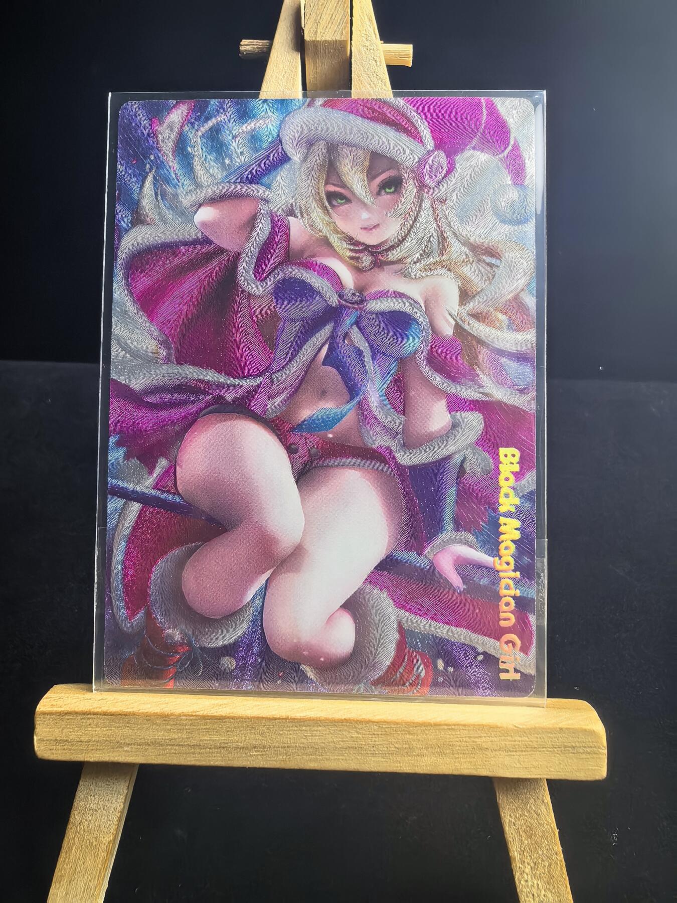 无佣金 不寄存 不收拍 链接少 我只是一个小小的卡牌收藏玩家   需要多宫大佬请私聊 部分卡牌设有底价（不想玩的那么累，即使有底价也会比市场价便宜的多，懂的自然懂） 拒绝小号抬价 大家放心拍 所有拍品部分套有卡膜 部分卡牌多宫 自制卡牌 不包厂瑕 放大镜 品控 勿拍 流拍商品会循环 感谢大家支持 留个关注 不定时上新 谢谢 奇点卡牌 黑魔女粗闪