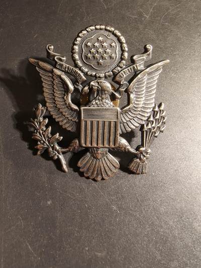 老王徽章第168期 - 美国空军军官大檐帽帽徽
