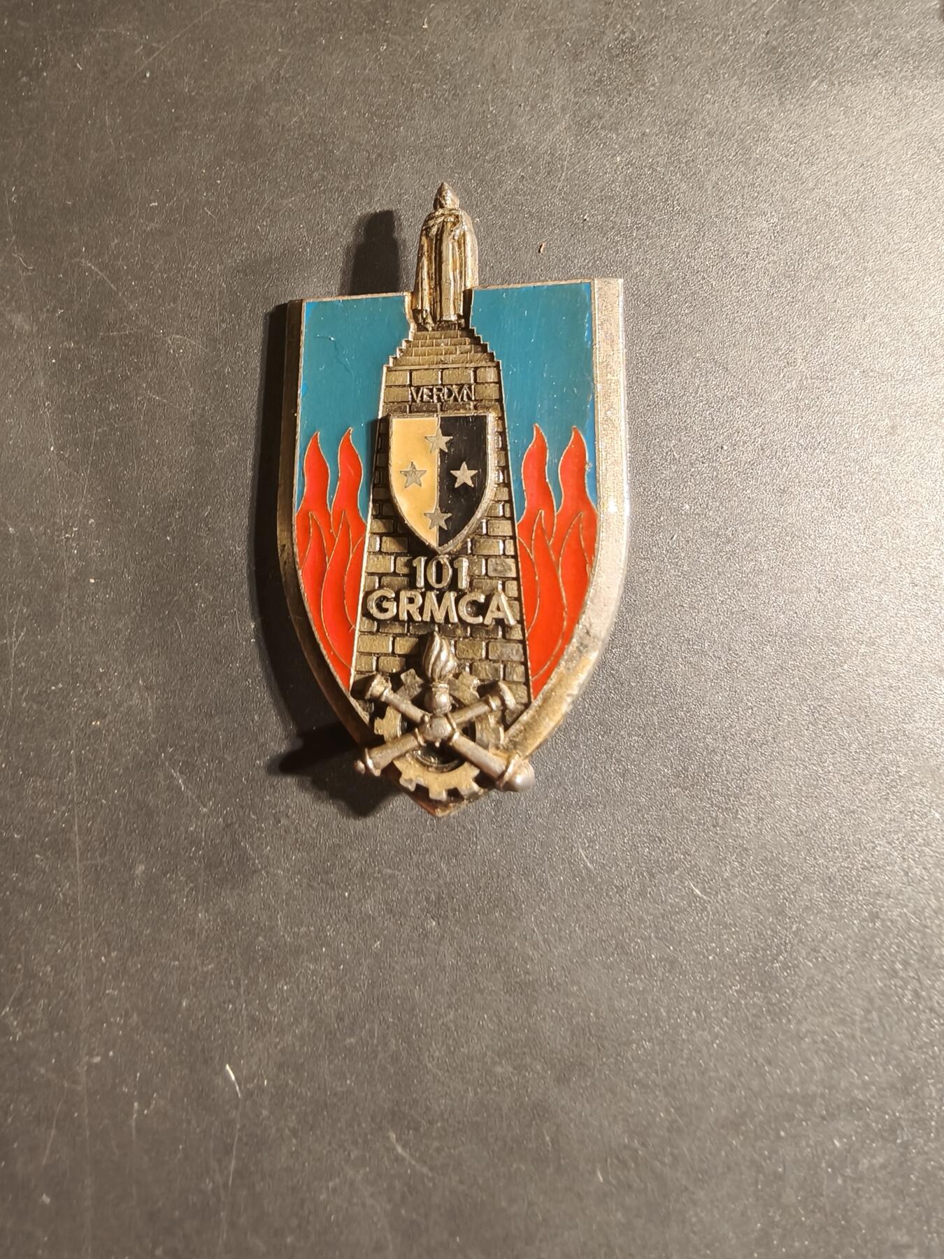 老王徽章第168期 法国第101后勤维修大队证章