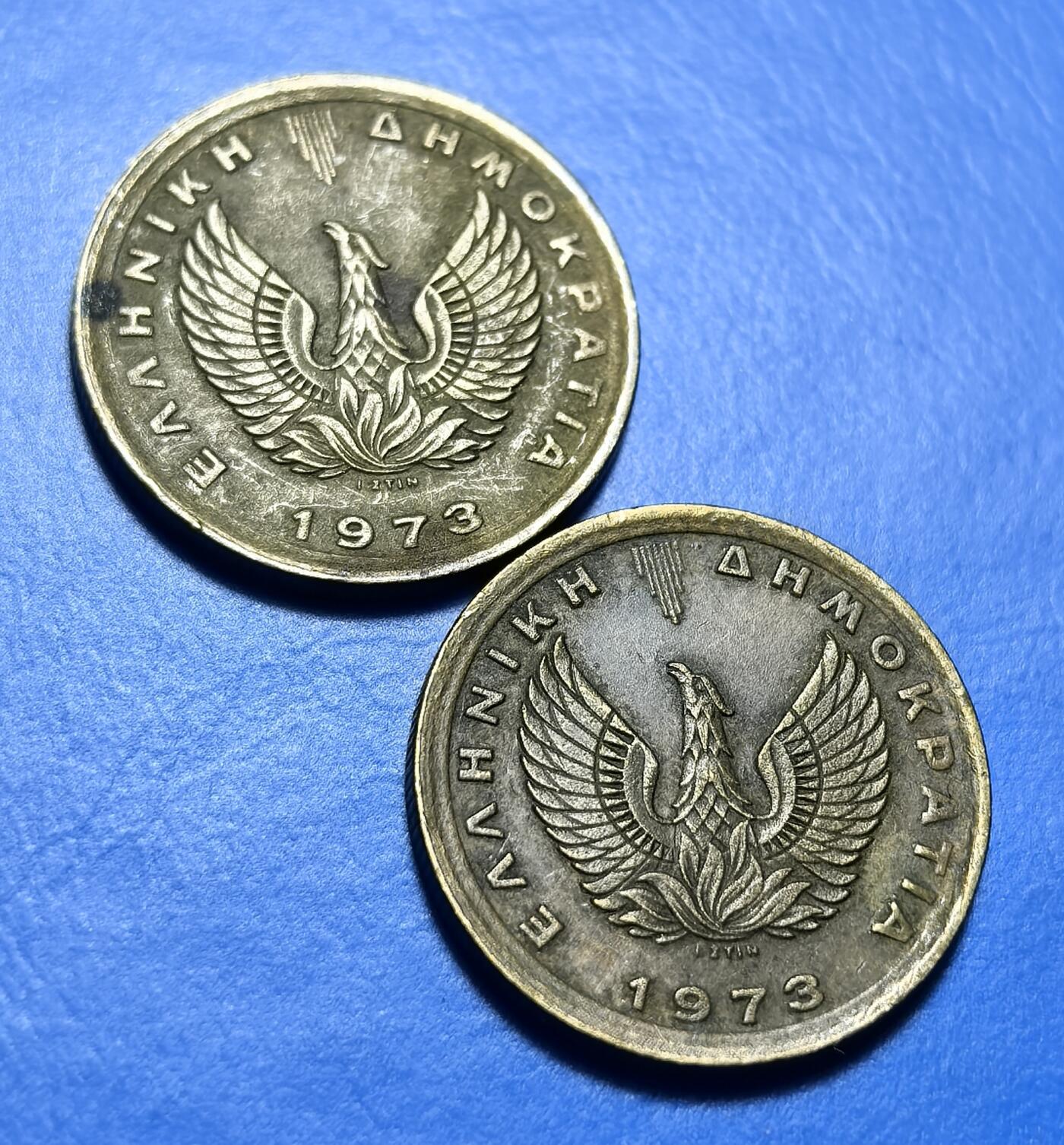 外国优质老铜币银币，周六九点倒数截拍，满百包邮，可寄存半年，喜欢朋友微信扫描二维码可直接参拍