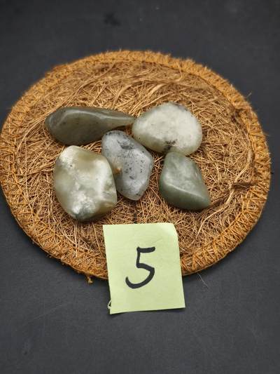 92期回流戒指饰品杂件纪念章丝路钱币专场 - 和田玉籽料