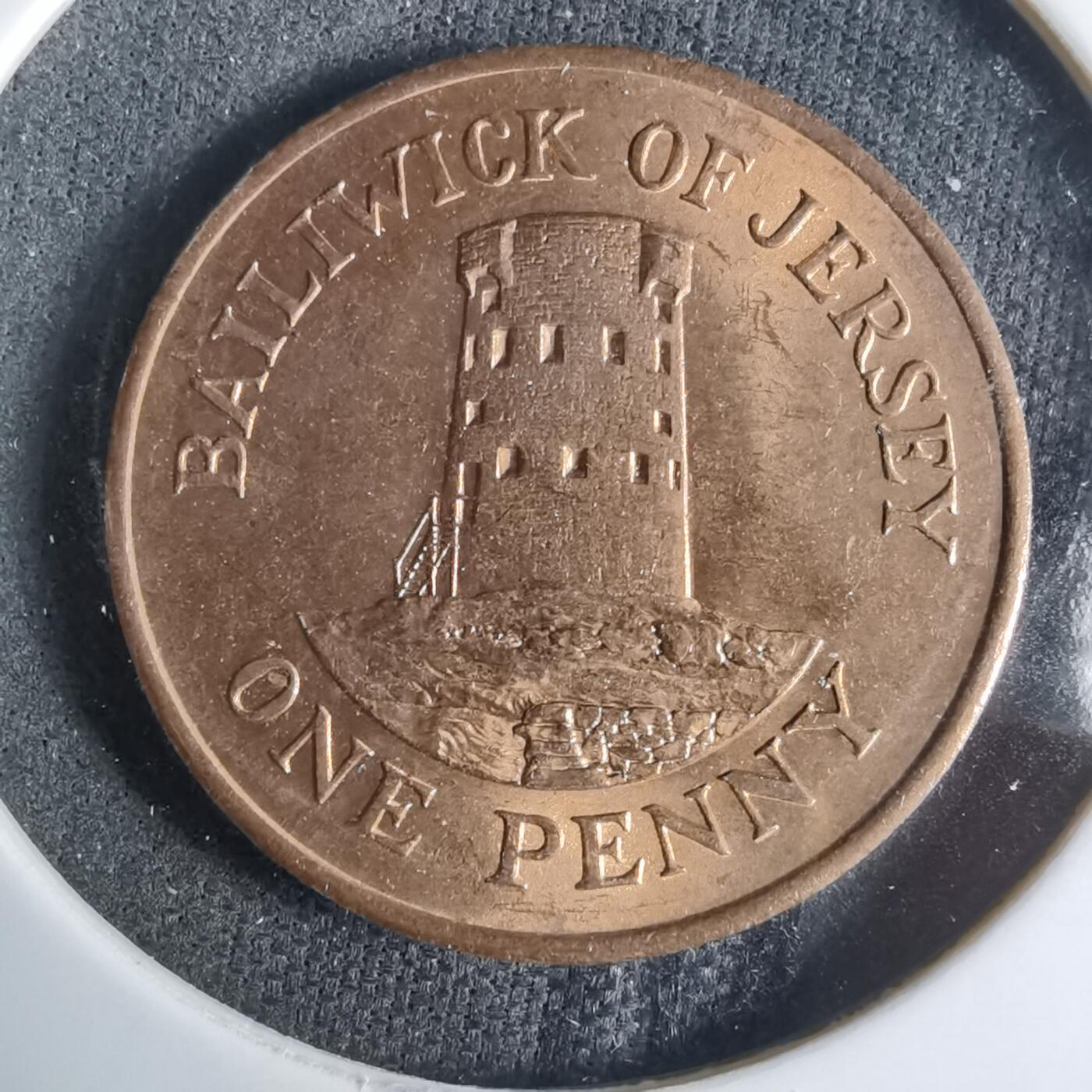 沼泽如烟--第921场 泽西1983年1便士