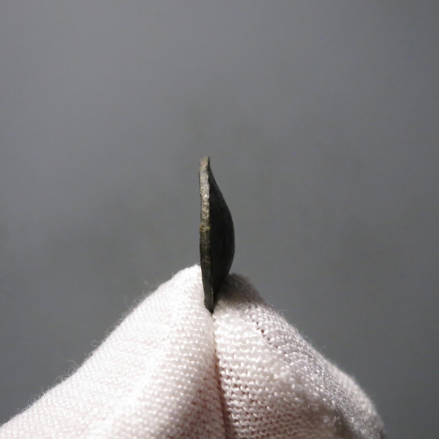 七河·世界钱币杂件水晶矿标小拍（总第30期） （16）k568粟特早期 碟型单面币 马头印记 华夏评级VF20 