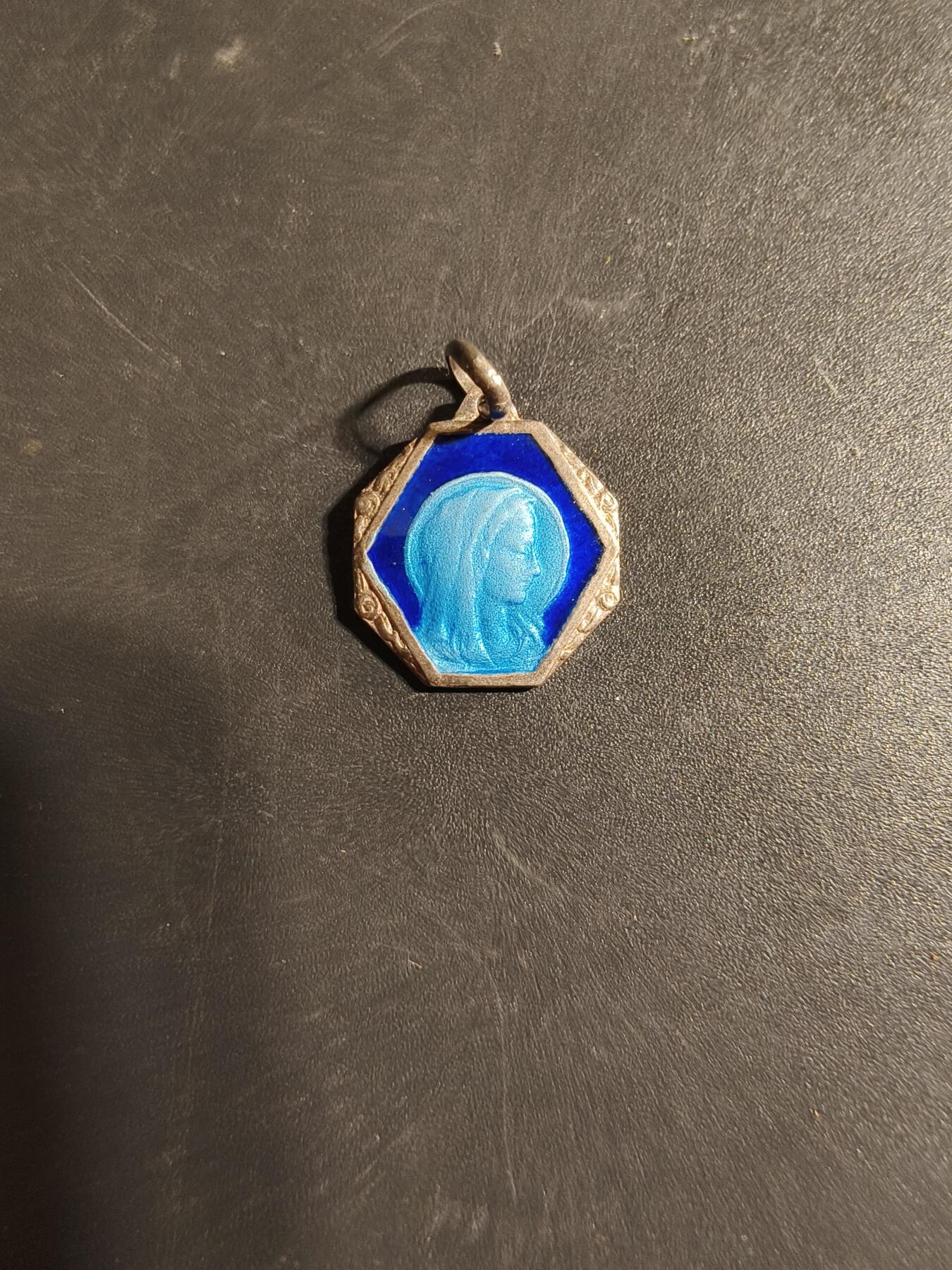 老王徽章第168期 法国天主教会纪念章