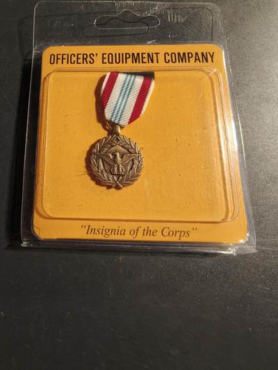 老王徽章第168期 - 美国国防部功绩服务奖章迷你章   原盒