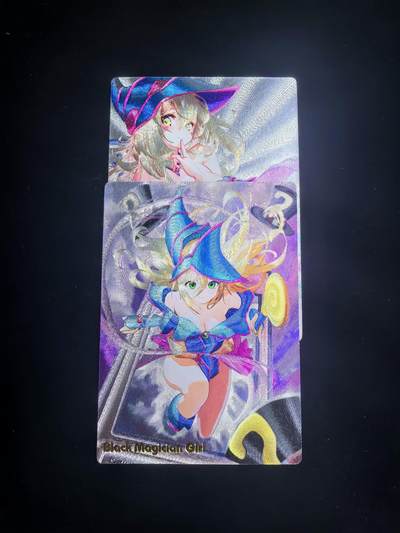 无佣金 不寄存 不收拍 链接少 我只是一个小小的卡牌收藏玩家   需要多宫大佬请私聊 部分卡牌设有底价（不想玩的那么累，即使有底价也会比市场价便宜的多，懂的自然懂） 拒绝小号抬价 大家放心拍 所有拍品部分套有卡膜 部分卡牌多宫 自制卡牌 不包厂瑕 放大镜 品控 勿拍 流拍商品会循环 感谢大家支持 留个关注 不定时上新 谢谢 - 奇点卡牌 黑魔女粗闪2张