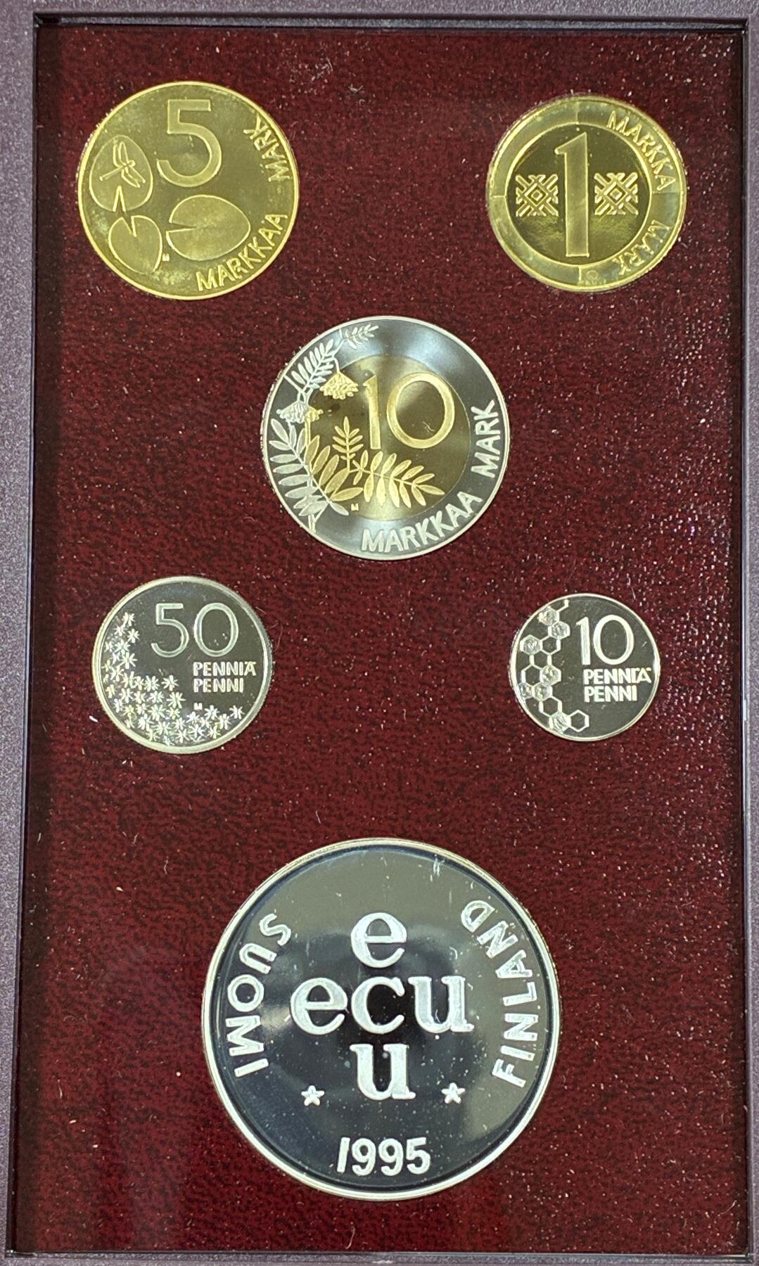 【雨安】【直播拍卖】【世界币章118期-裸币】2025-12-05 周五 19:30 保真 [现代套币] Finland 芬兰 套币 精制套币 1995年 含银章31克,925银