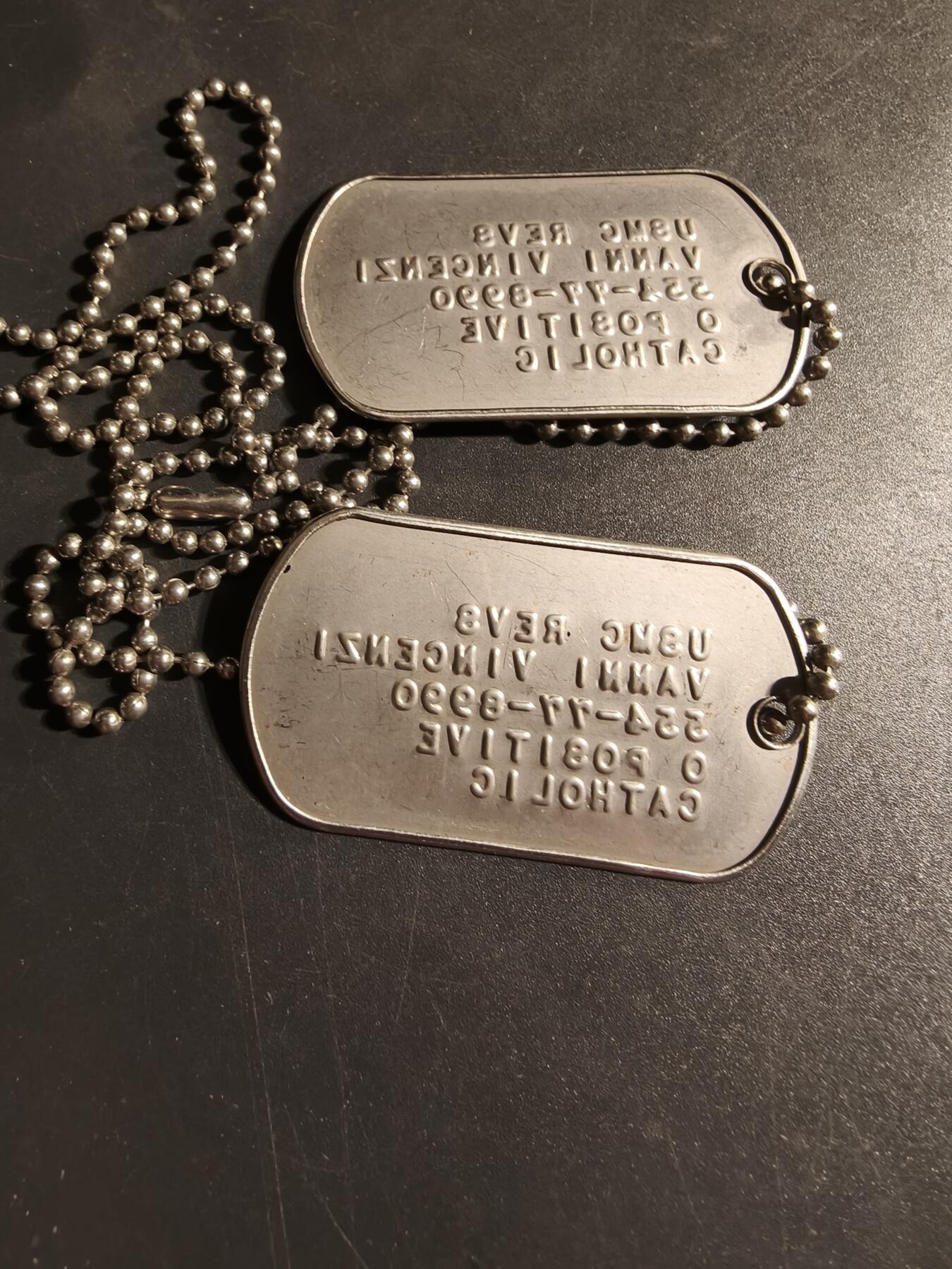 老王徽章第168期 美国海军陆战队狗牌一组     天主教随军神父     