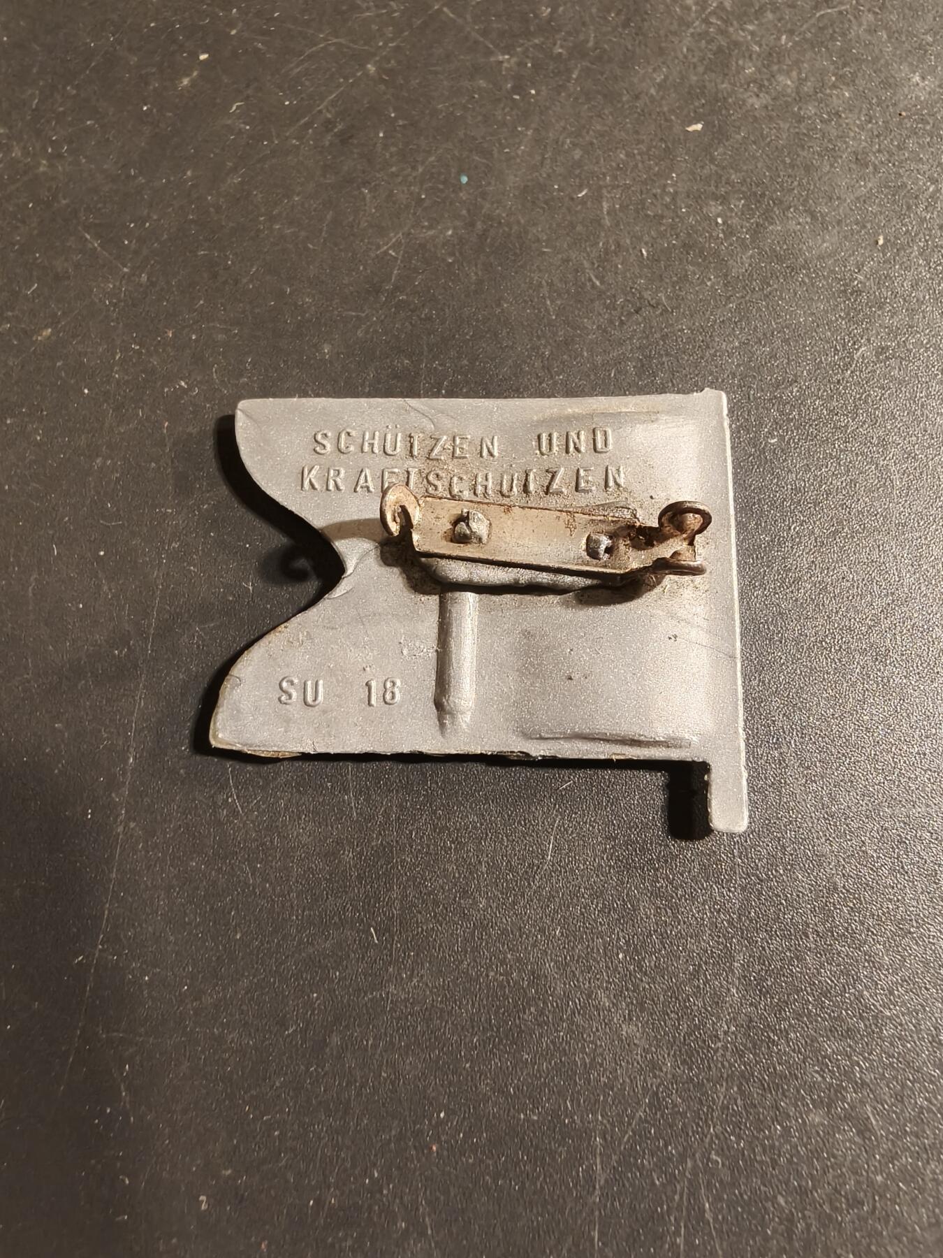 老王徽章第168期 德三兵种旗帜证章