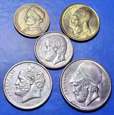 外国优质老铜币银币，周六九点倒数截拍，满百包邮，可寄存半年，喜欢朋友微信扫描二维码可直接参拍 - 希腊1976年-1990年历史名人不同面值一套