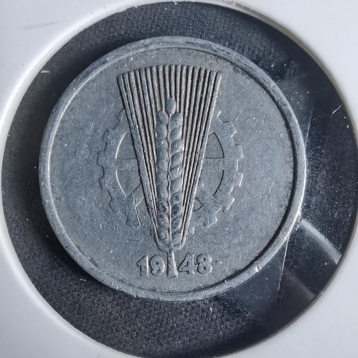 沼泽如烟--第921场 东德1948年10芬尼