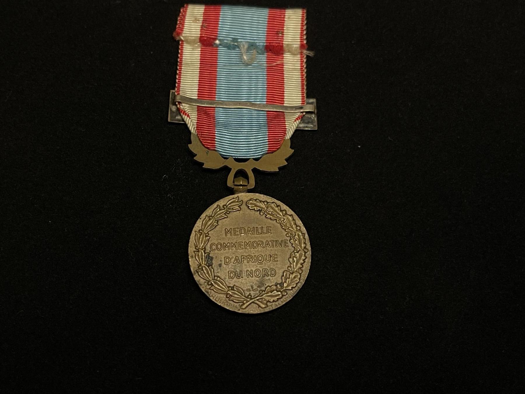 勋章专场 法国北非安全行动奖章   带“阿尔及利亚”勋条