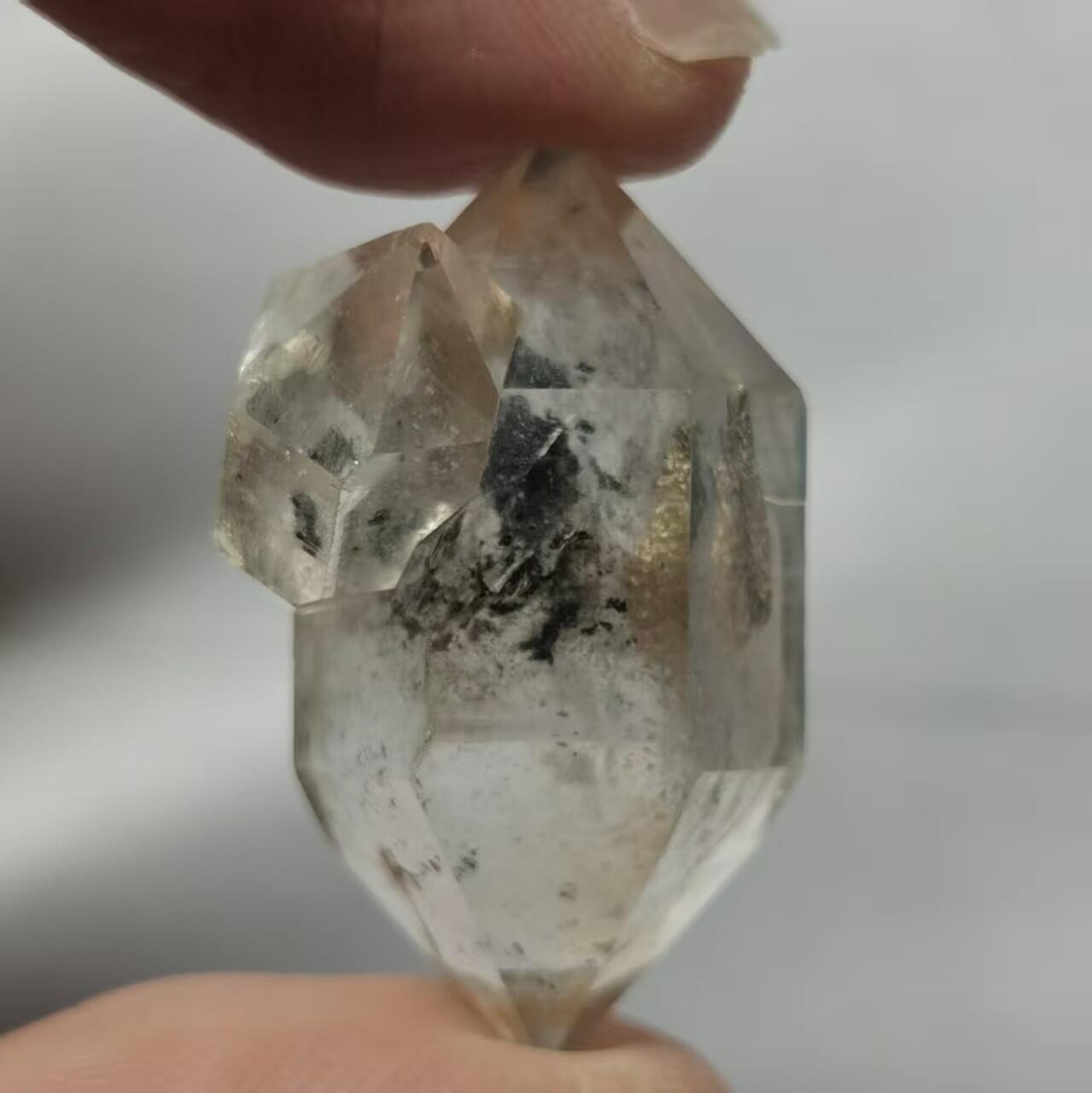 七河·世界钱币杂件水晶矿标小拍（总第30期） 藏家出品X663云贵闪灵水晶 多生 共生 本件拍品由合作藏家邮寄，库存编号 387-28